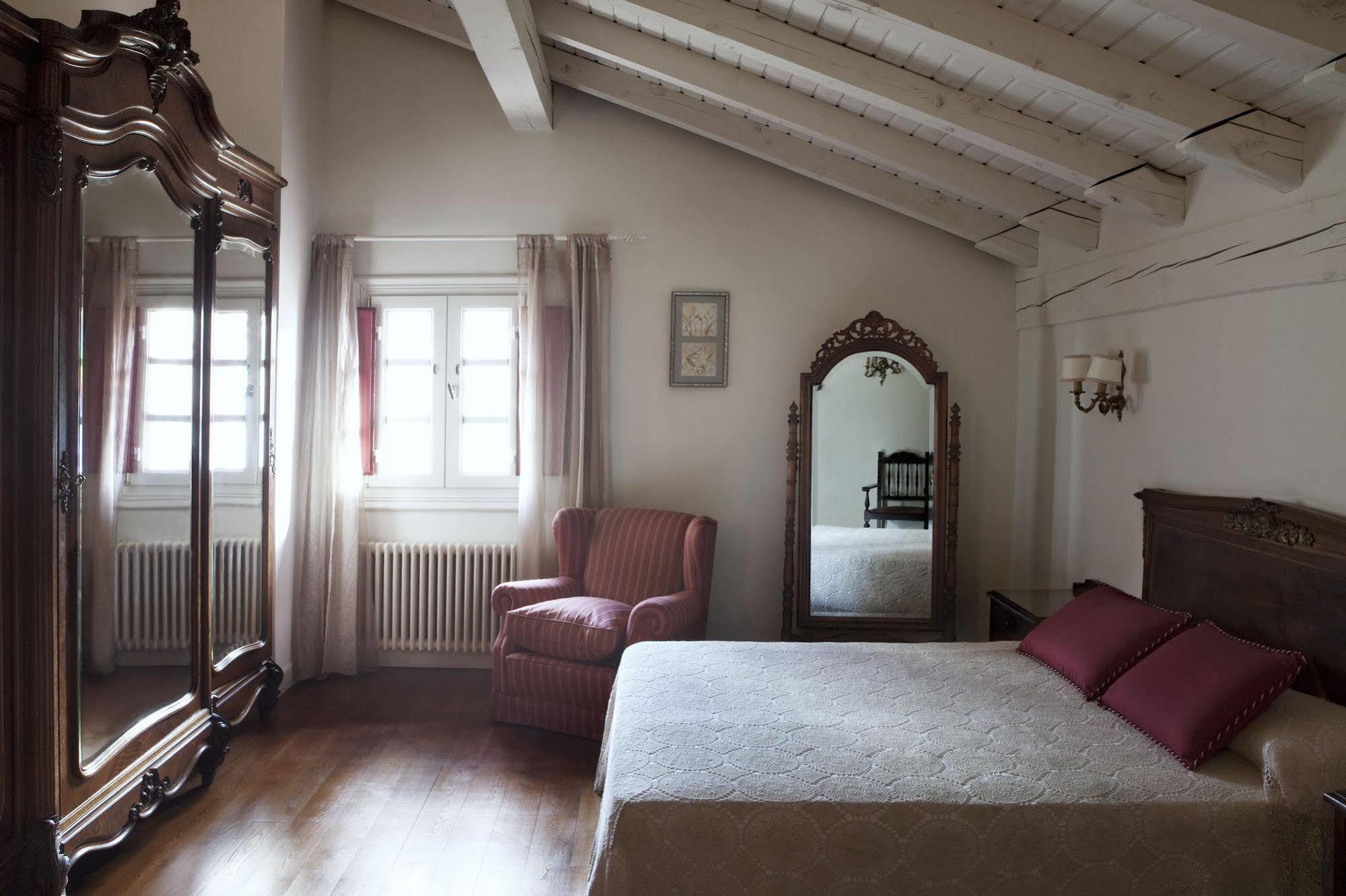 Hotel Iraragorri กัลดาเกา ภายนอก รูปภาพ